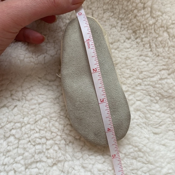 2/$20 | ROBEEZ | 0-6M | SOFT SOLE | LEATHER - Picture 6 of 6